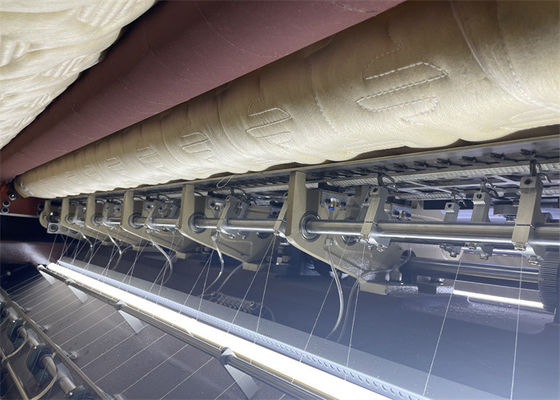 Máquina de fabricação de colchões versátil com capacidade de coberturas de 1800 mm-2400 mm