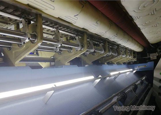 Máquina estofando do colchão automático de 94 polegadas com aderência e salto