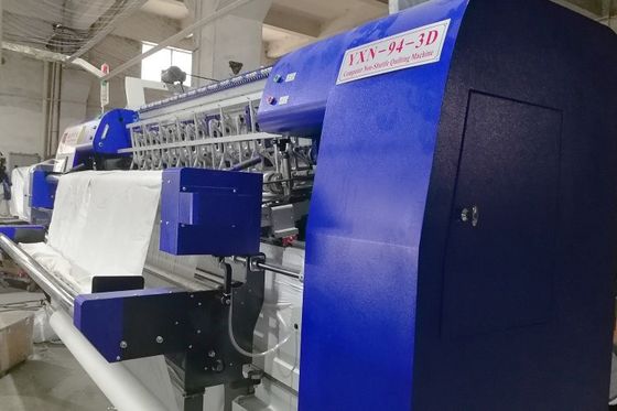 Máquina estofando Shuttleless da multi agulha industrial de 94 polegadas para a tampa de colchão