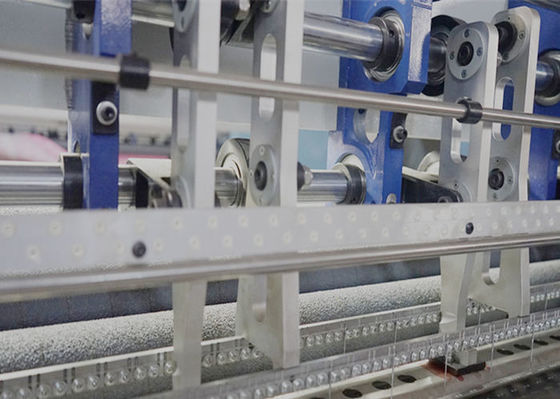 240M/H Máquina de Fabricação de Vestuário Computarizada