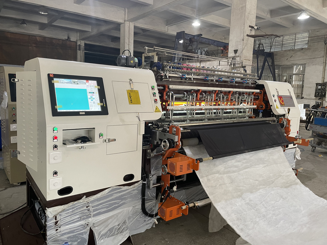 Máquina de Quilting de Agulhas de 82 polegadas de alta precisão e desempenho suave 3 linhas de agulhas