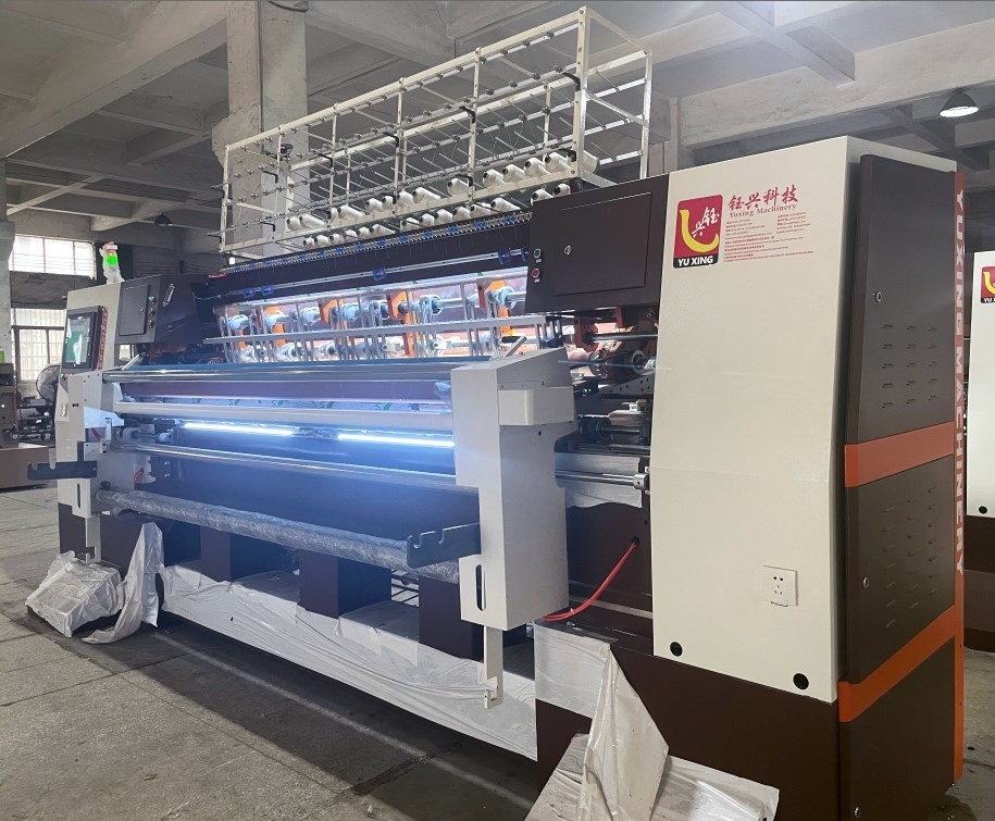 1500 RPM 300 M/H Máquina de Fabricação de Colchões de Esponja Não-Shuttle